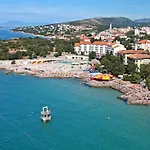 2350a * Novi Vinodolski